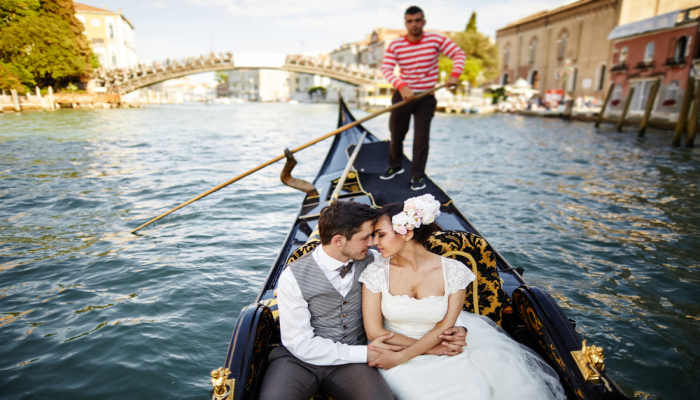 wedding couple in venice