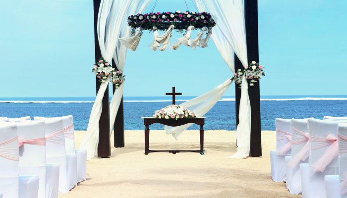 wedding ceremony at the beach