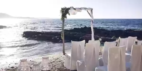 Ikaros Hotel