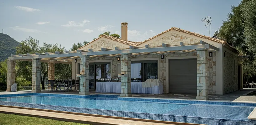 Artina Luxury Villa