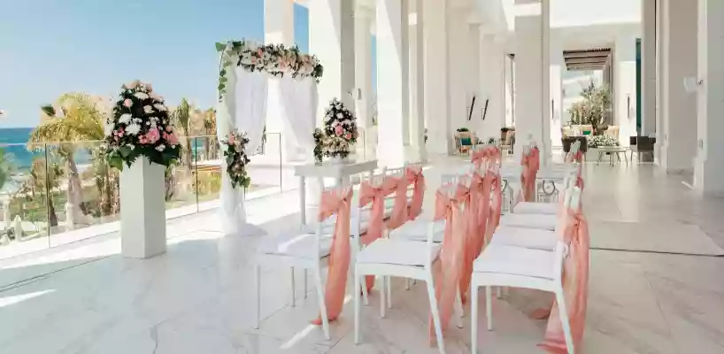 Amavi Hotel