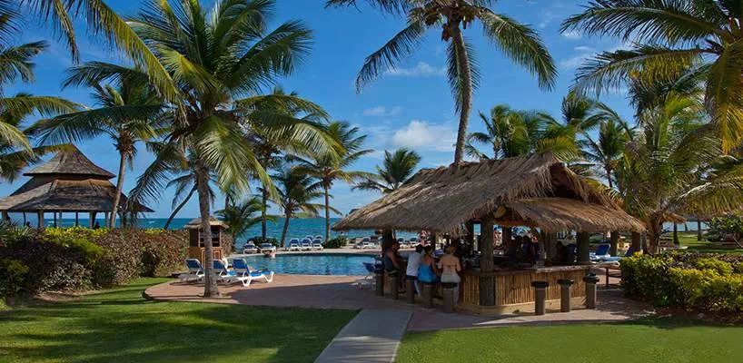 Coconut Bay Beach Resort & Spa