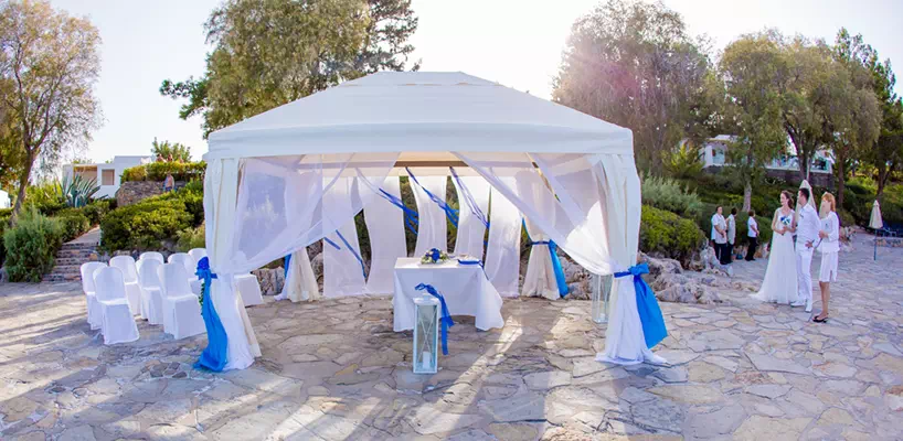 Minos Beach Art Hotel