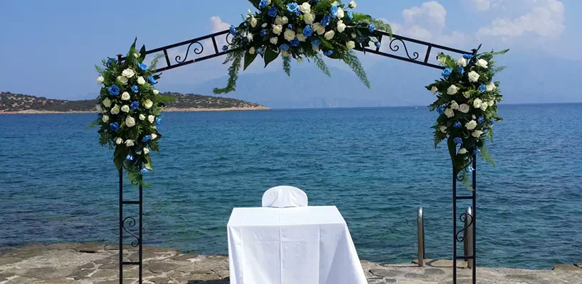 Minos Beach Art Hotel