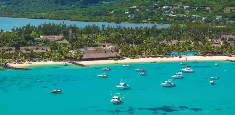 Paradis Beachcomber Golf Resort & Spa