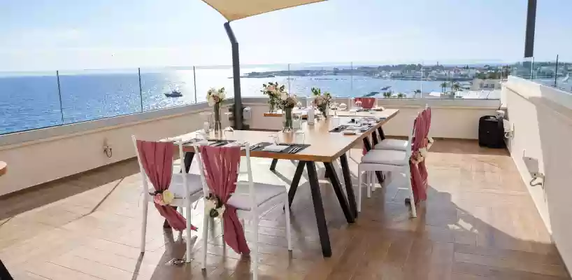 Amavi Hotel