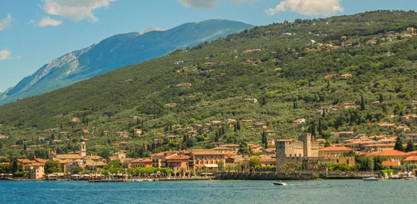 Torri Del Benaco Castle