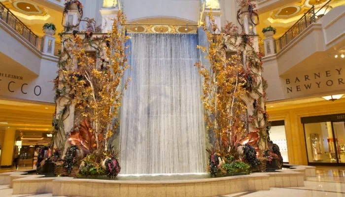 Venetian waterfall