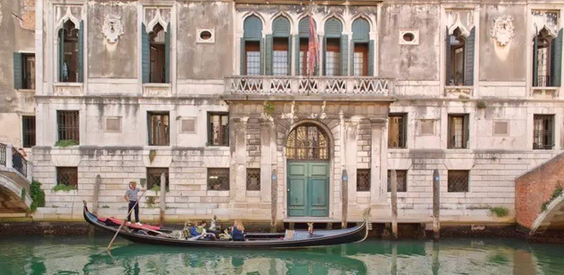 Wedding on a Gondola